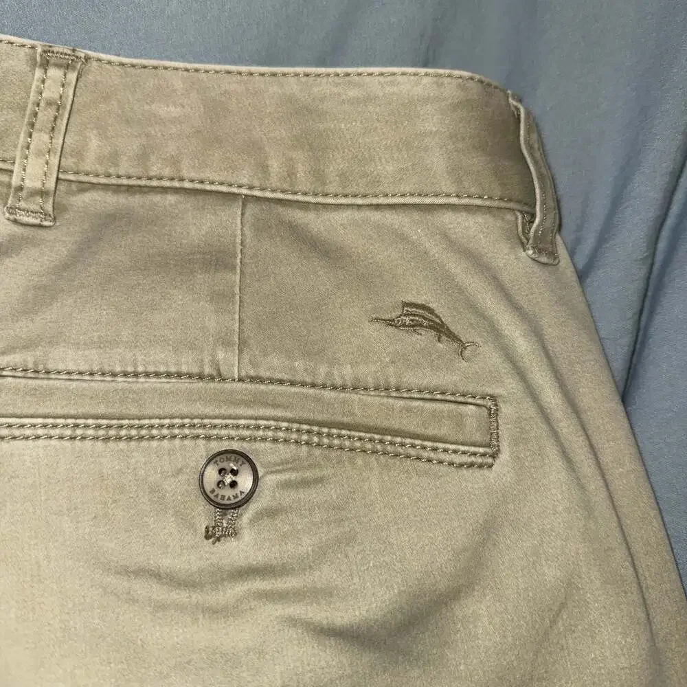 Tommy Bahama Men's Boracay 9.5-Inch‎ Chino Shorts  Size 29